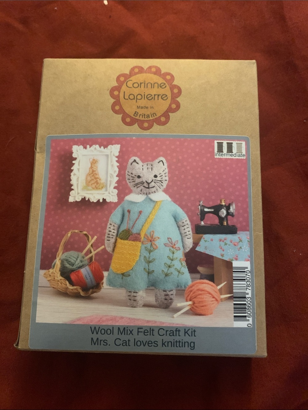 Mrs. Cat Wool Felt Craft Kit - Light Blue